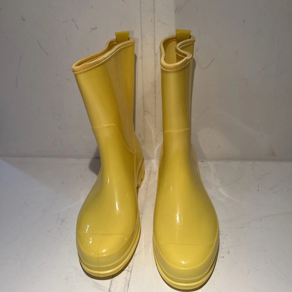 Hisea Yellow Mid-Calf Waterproof Rain Boots – Women’s Size 10 Rubber Rain Boots - Picture 1 of 15
